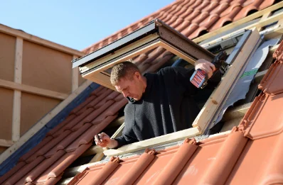 Pose de fenêtres de toit Velux à Orcet